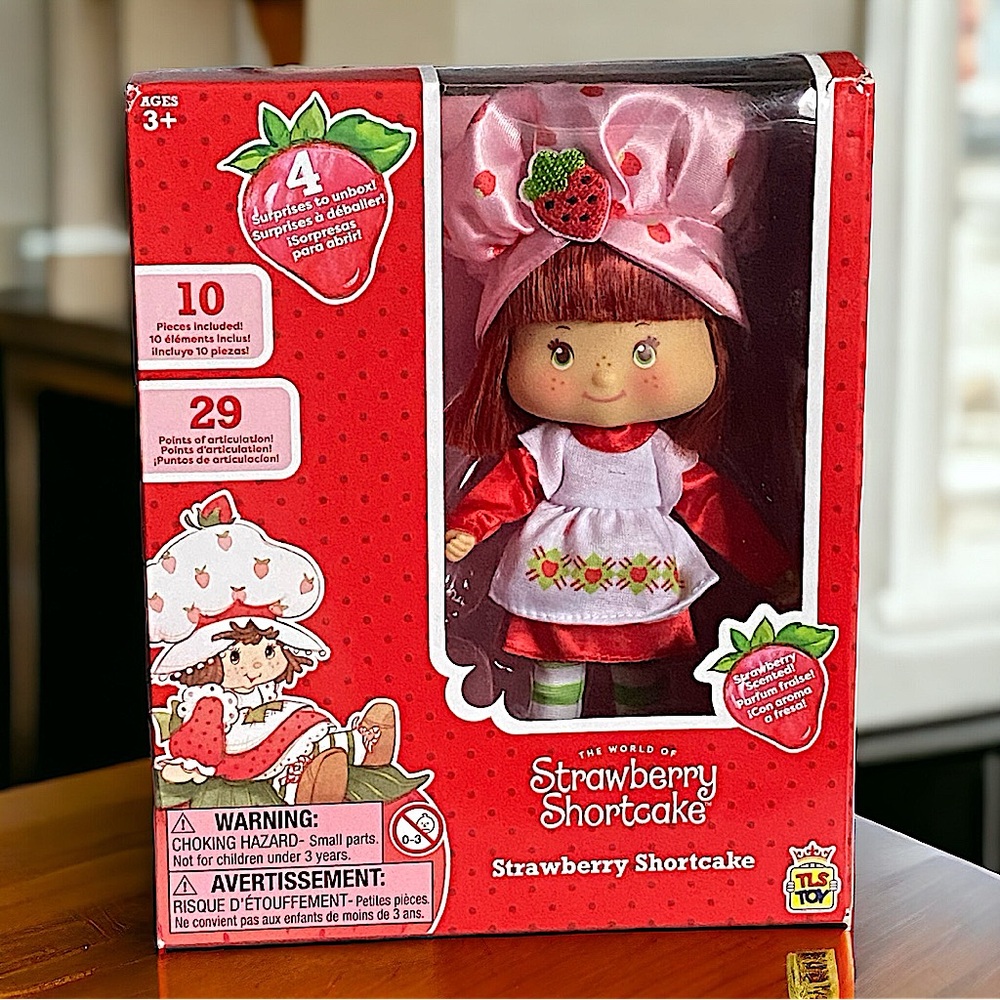 TLS Toy - Strawberry Shortcake - Scented Retro Fashion Doll